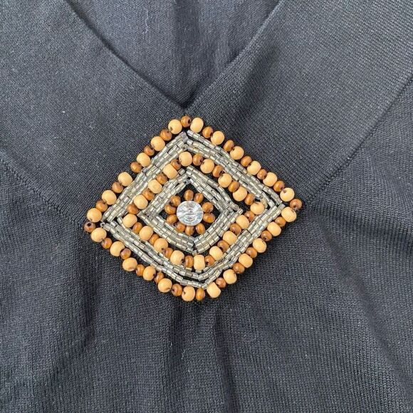 Venus silk blend sleeveless v-neck blouse w/center beadwork black sz L women - Picture 6 of 10